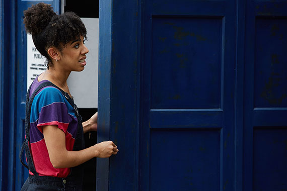 doctor-who-knock-knock-promo-pics-8.jpg