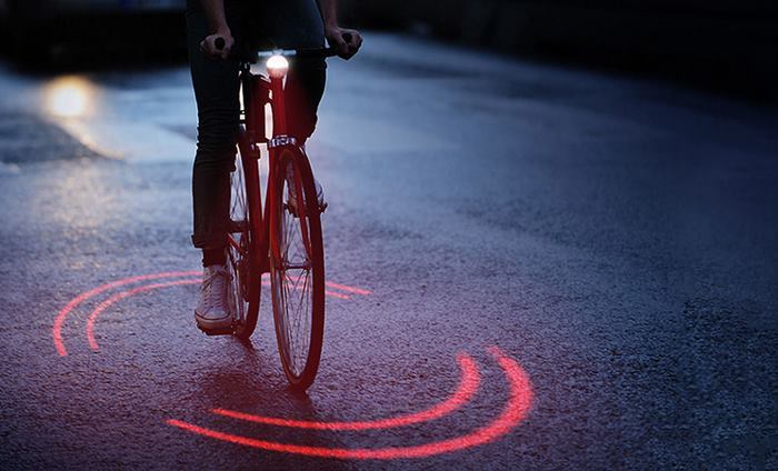 bicycle-safety-ring-red-light-bikesphere-michelin-4.jpg