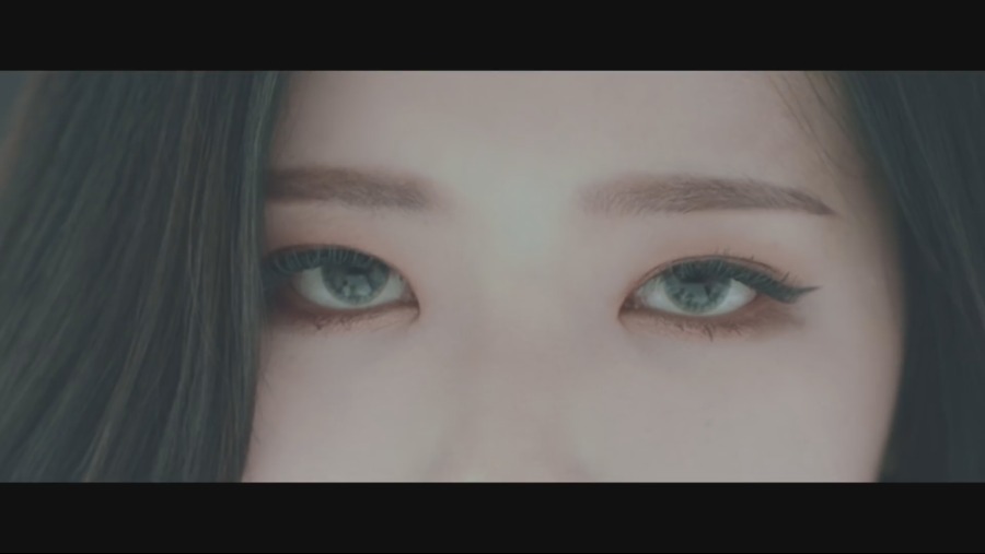 [MV] 이달의 소녀 (LOONA)  favOriTe 0000157331ms.png