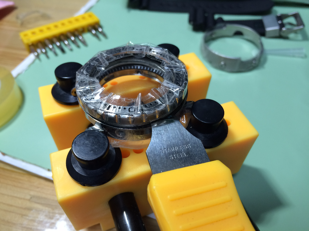 세이코 투나 사파이어크리스탈로 교체하기!_14.jpg