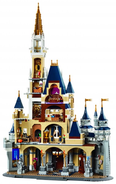 lego-disney-castle-back-1-379x600.jpg