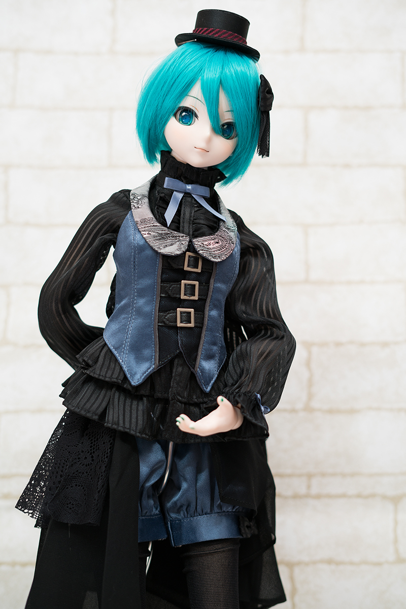 미쿠 처음으로 바지 입혀봤네요 ㅇㅅㅇ.._1.jpg