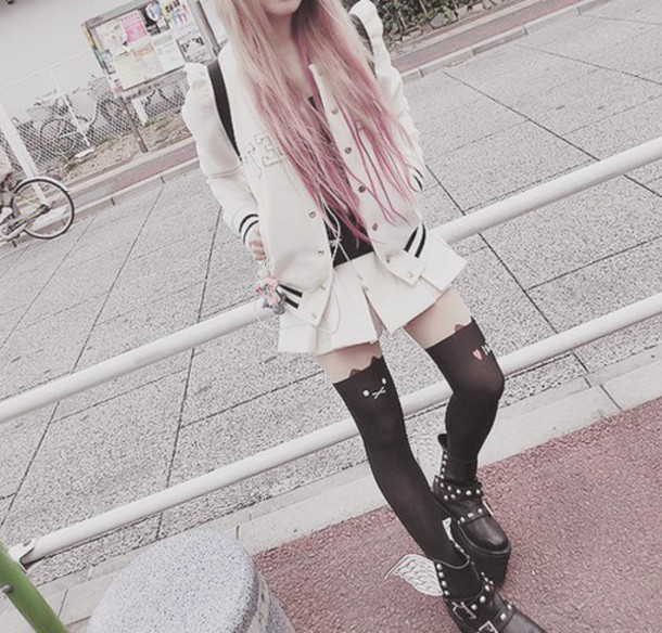 2zbn4j-l-610x610-skirt-pastel+goth-cute-creepy+cute-pastel-goth-anime+style-shoes-leggings-tights.jpg