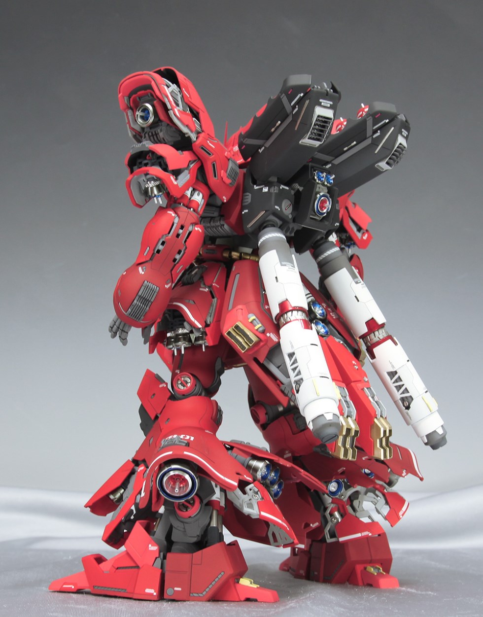 MG MSN-04 SAZABI "Ver.Ka" 사자비(데이터주의)_28.jpg
