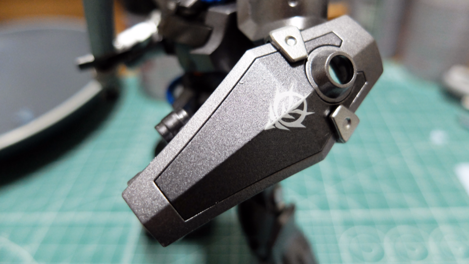 HGUC 구프 커스텀 - 건메탈 캔스프레이 도색_4.jpg