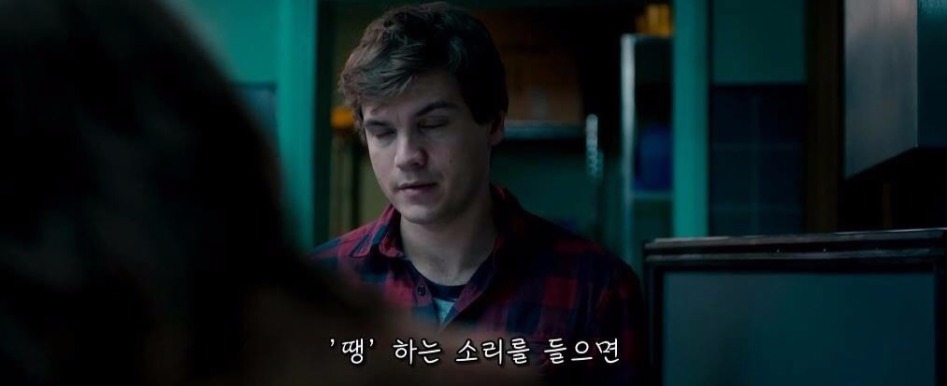 미국에서 시체 발목에 종을 매달아놓는 이유_4.jpg