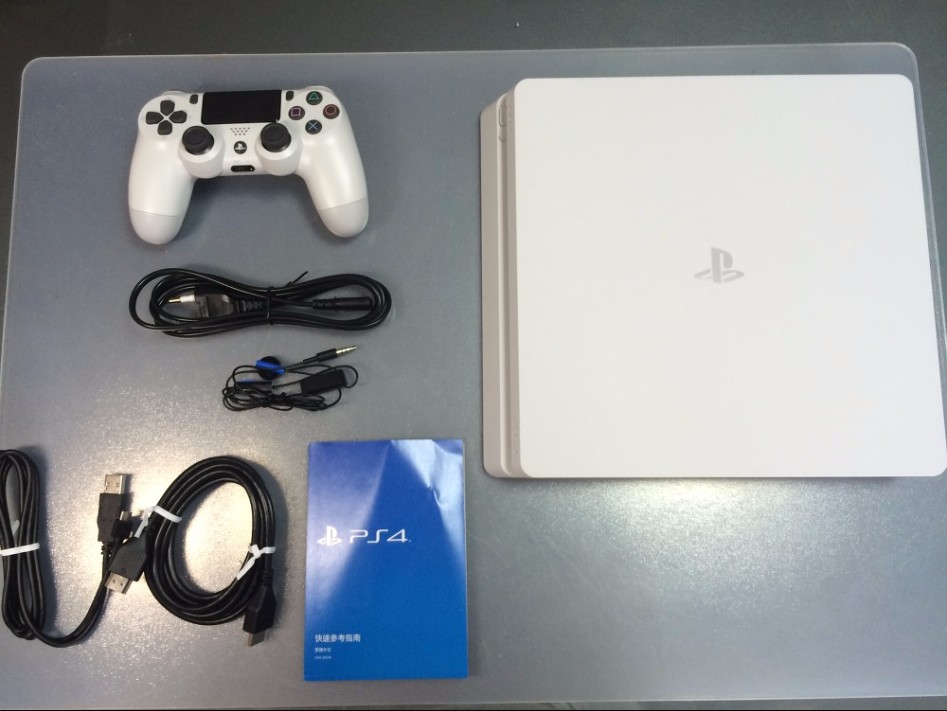 PS4 글레이셔 화이트 컬러 get! 박스뜯기부터 첫 시동까지!!_20.jpg