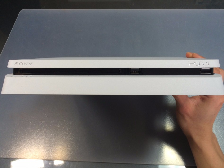 PS4 글레이셔 화이트 컬러 get! 박스뜯기부터 첫 시동까지!!_25.jpg