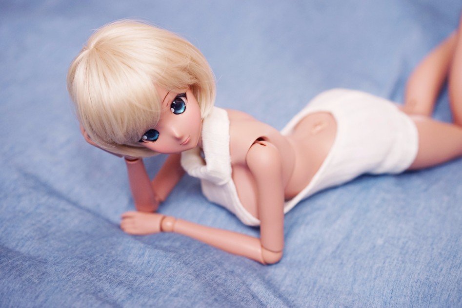 스마트돌 - 백리스 스웨터(일명 동정을 죽이는 옷)_6.jpg