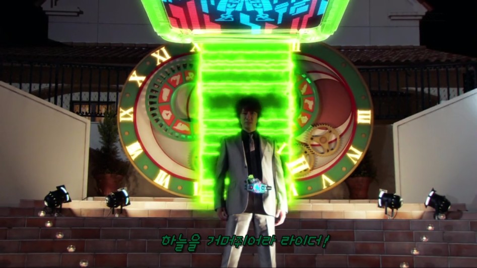 [THISFILEHASNOSUBS] Kamen Rider Ex-Aid - 32 [DB0DE1AD].mkv_20170522_015016.876.jpg