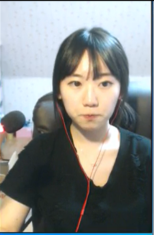 함정카드 발동해놓고 여자 뒤에 숨은 흑형_2.png