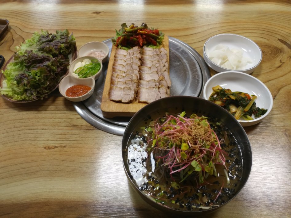 충주 원조중앙탑막국수