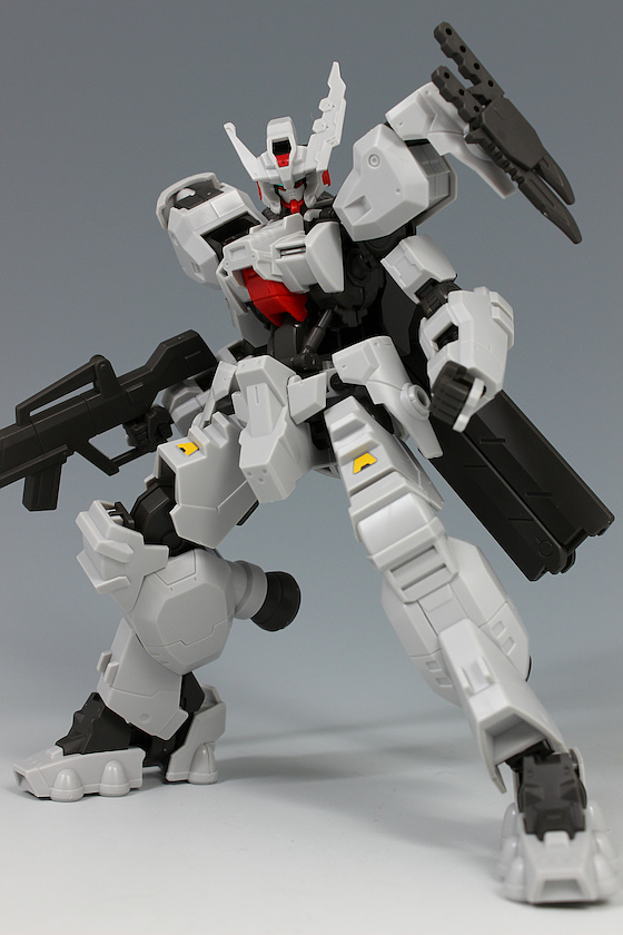 HGIBO 1/144 건담 아스타로트 리나시멘토 해외 리뷰 2_70.jpg