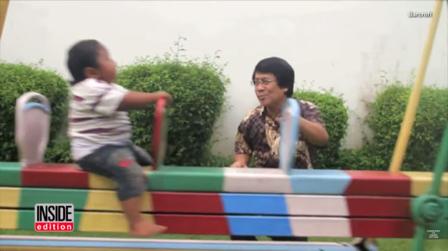 한때 인터넷에 유명했던 담배피는 꼬마 근황.jpg_8.jpg