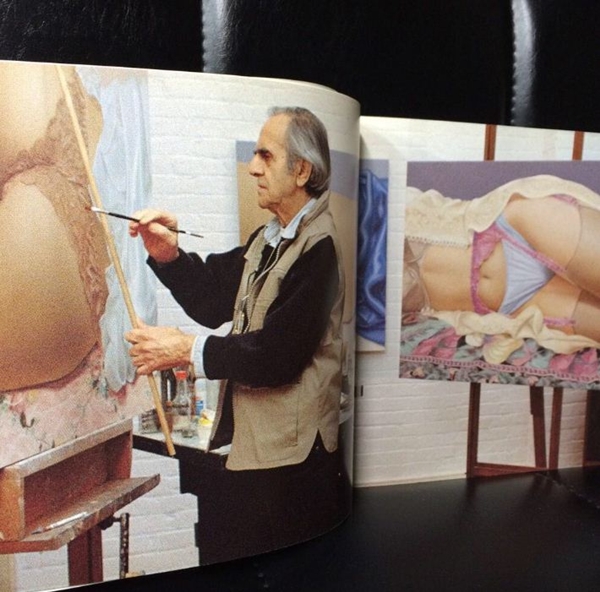 인생의 절반을 여자팬티에 바친 남자_1.jpg