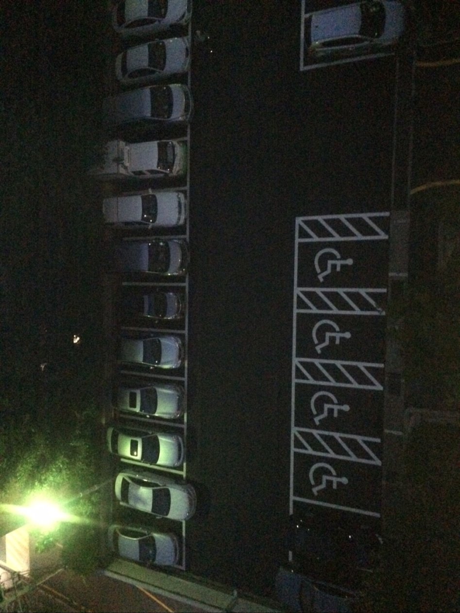 (펌) 부산의 한 아파트 주차장 빅-정의구현맨 . jpg_3.jpg