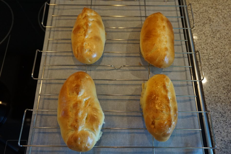 (브금) [소련음식] 2차대전 보르시 + 고기 치즈 피로시키_81.jpg