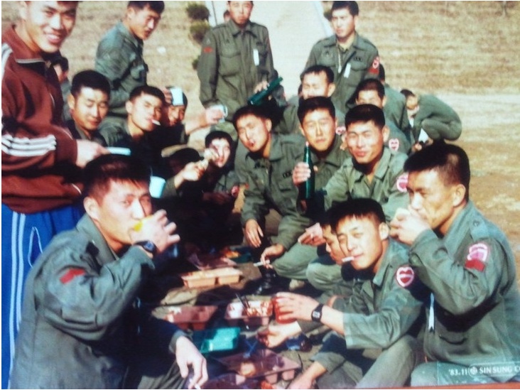 옛날군인 VS 요즘군인 .jpg_2.jpg