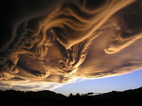 흔한 구름들.1.jpg