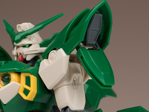 HGBF 1/144 건담 페니체 리베르타 해외 리뷰_20.jpg