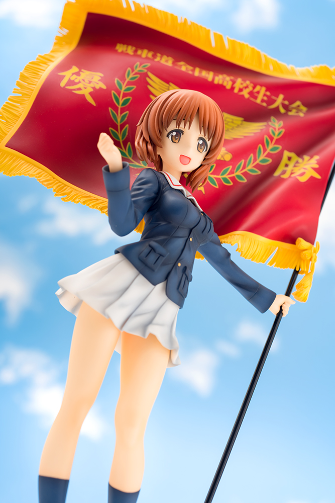 girls_und_panzer_der_film_nishizumi_miho_champion_flag_ver_photo_15.jpg