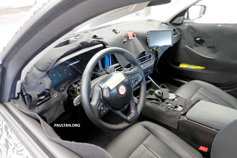BMW-3-Series-with-interior-10.jpg