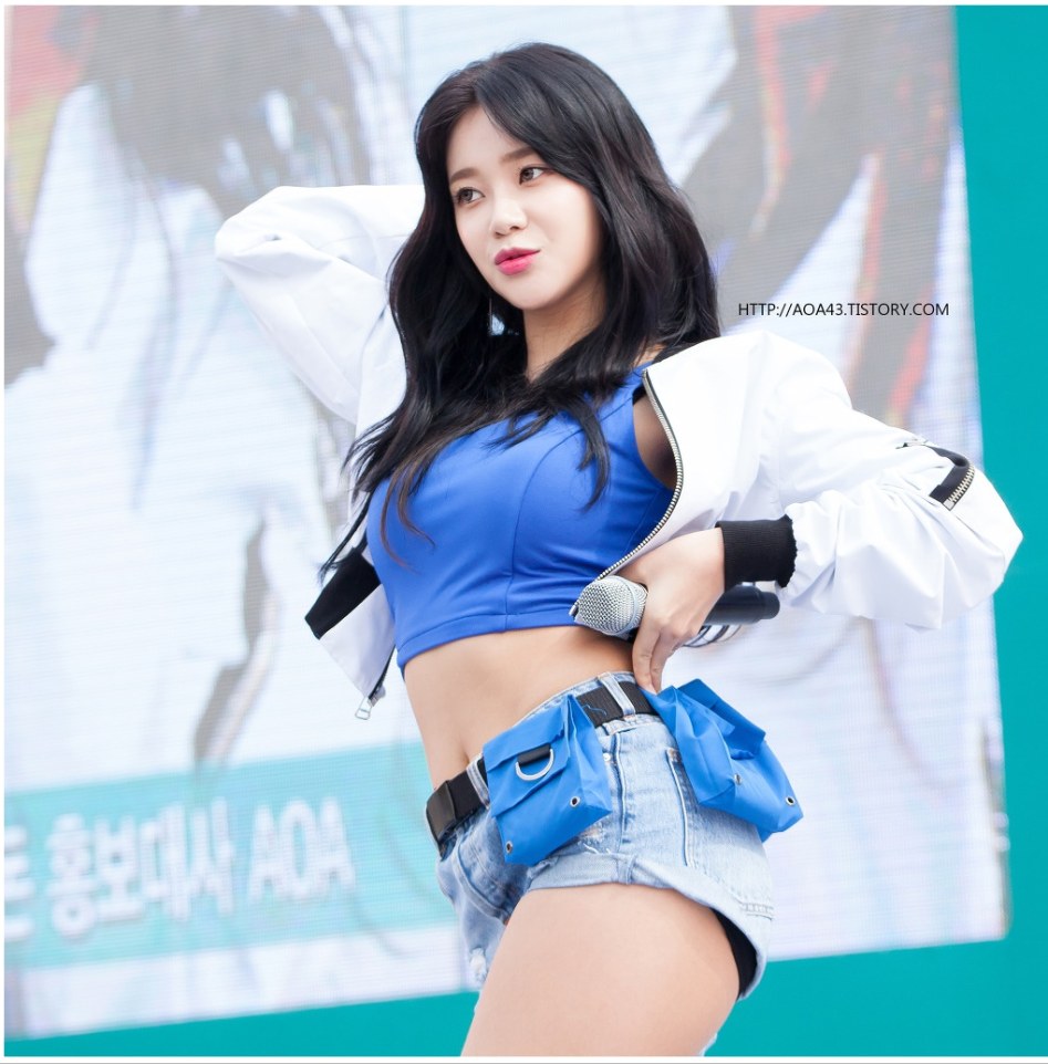 AOA+유나+20180102+Dn+04.png