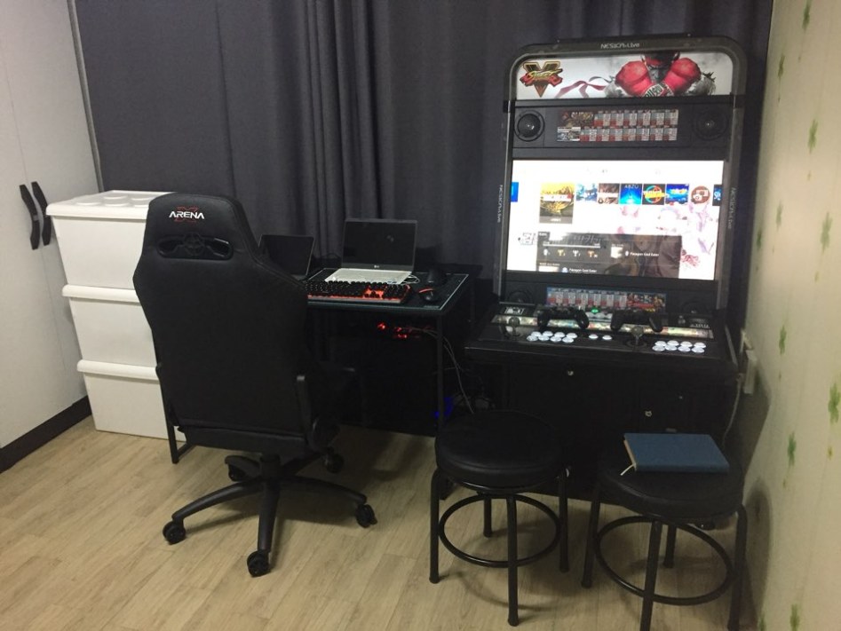 뷰릭스 구매 기념 20대 후반 직장인 게임룸_2.jpg