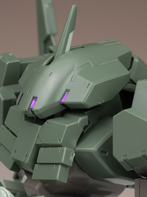 hgbf_strikergnx011.jpg