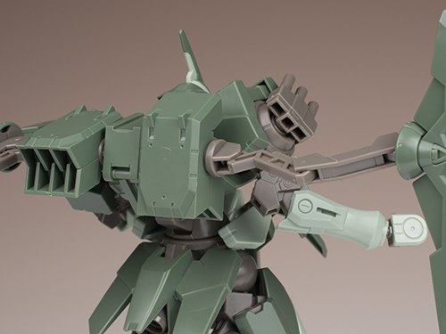 hgbf_strikergnx028.jpg