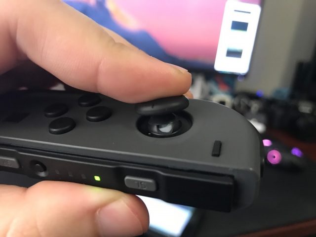 joy-con-chipping-switch-640x480.jpg