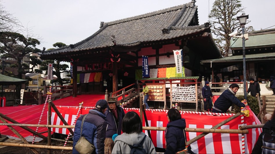 2월 3일 도쿄 여행 3일차 - 토우야마 나오 라이브, 나카노브로드웨이, 칸다묘진_5.jpg