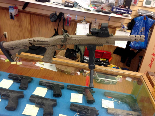 대충 레일달고 도트사이트달면 현대식 총기 아님?_19.jpg