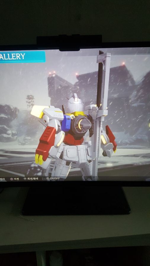 0건담 만들다가 그냥 올려봅니다_2.jpg
