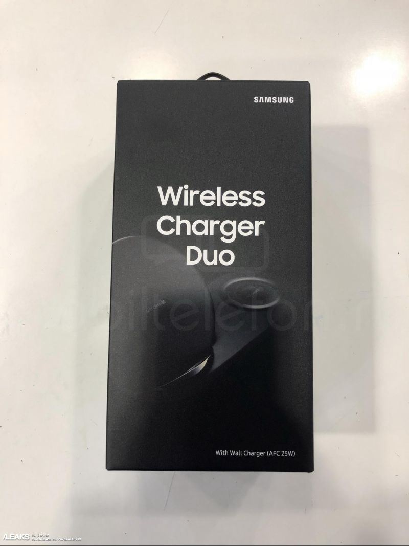 samsung_galaxy_duo_wireless_charger_02.jpg