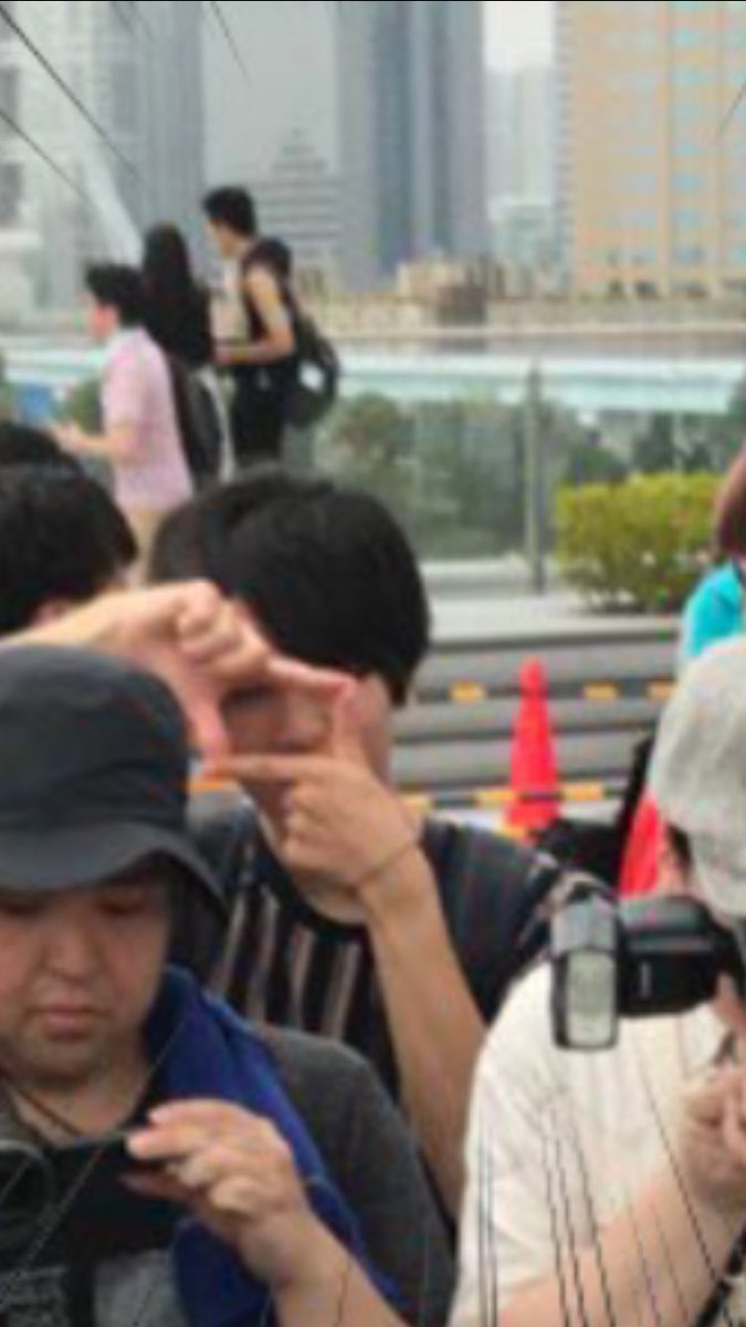 코스프레에 몰려든 인파 중에.jpg_4.jpg