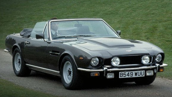 1986 Aston Martin V8.png