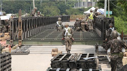 군대 간다는 애들 조롱 좀 그만해_1.jpg