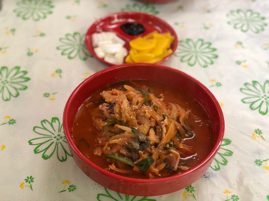 창녕 국도길을 달리면 짬뽕이 맛있는 옥산반점이 있습니다