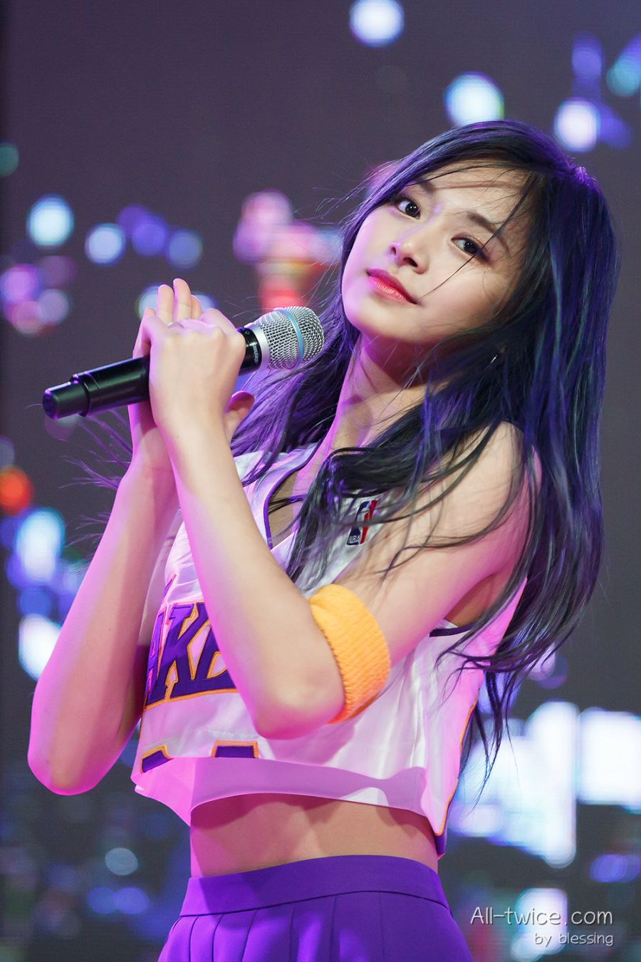 트와이스 쯔위 레전드짤 양산했던 대학교 축제.jpg_5.jpg