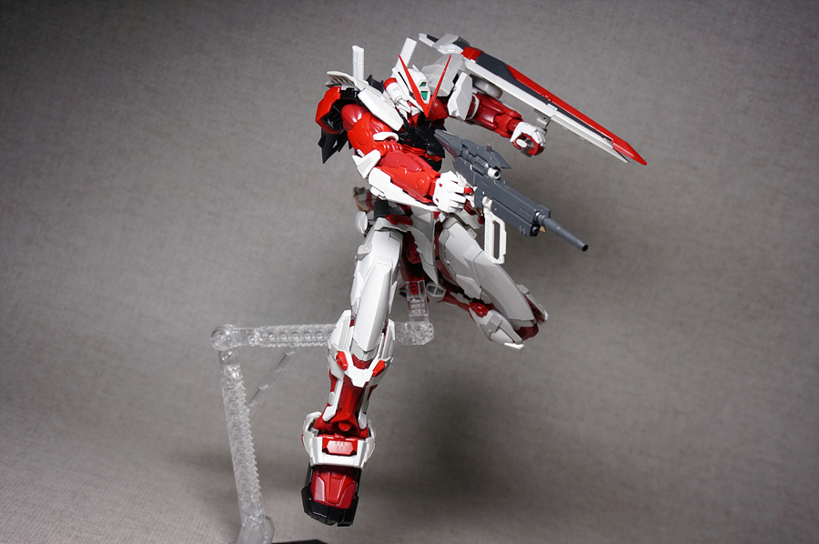 하이레졸루션 건담 아스트레이 레드프레임_46.jpg