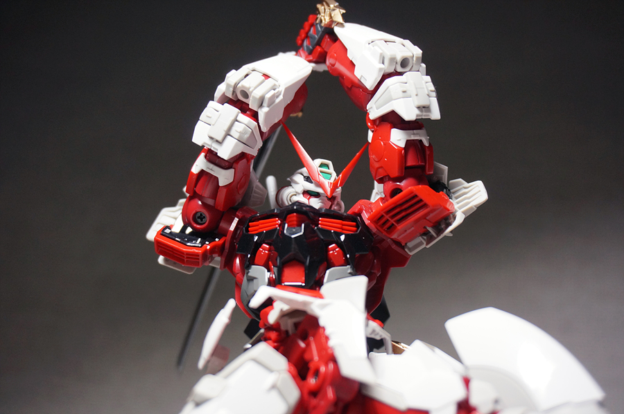 하이레졸루션 건담 아스트레이 레드프레임_59.jpg