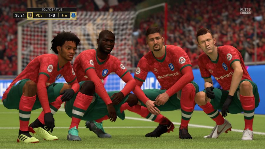 FIFA 19 FUT Squad Battles 1-0 FUT V FUT, 1st Half.jpg