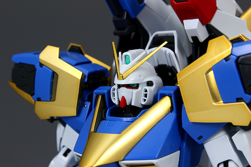 MG V2 어설트 버스터 건담 Ver.Ka 해외 리뷰 3 (스크롤 주의)_40.jpg