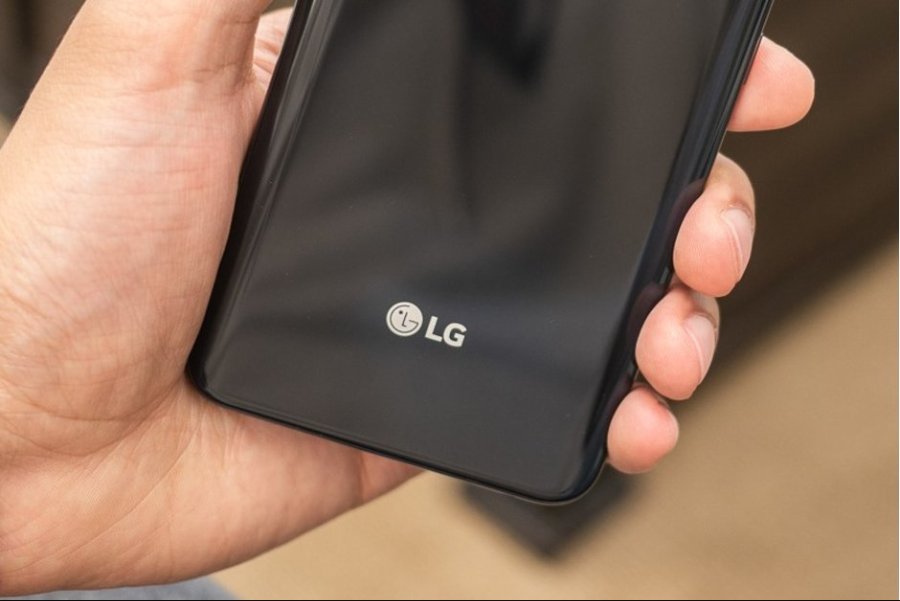 The-LG-G8-flagship-will-support-an-attachable-second-display.jpg