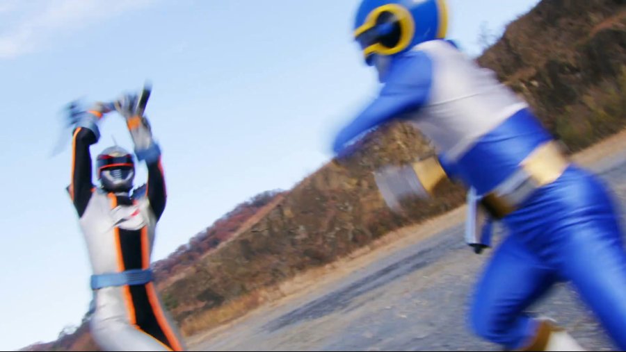 [THISFILEHASNOSUBS] Super Sentai Strongest Battle - 01 [43F78D71].mkv_20190217_222501.563.jpg