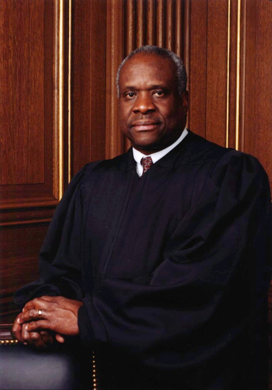 Clarence_Thomas_official.jpg