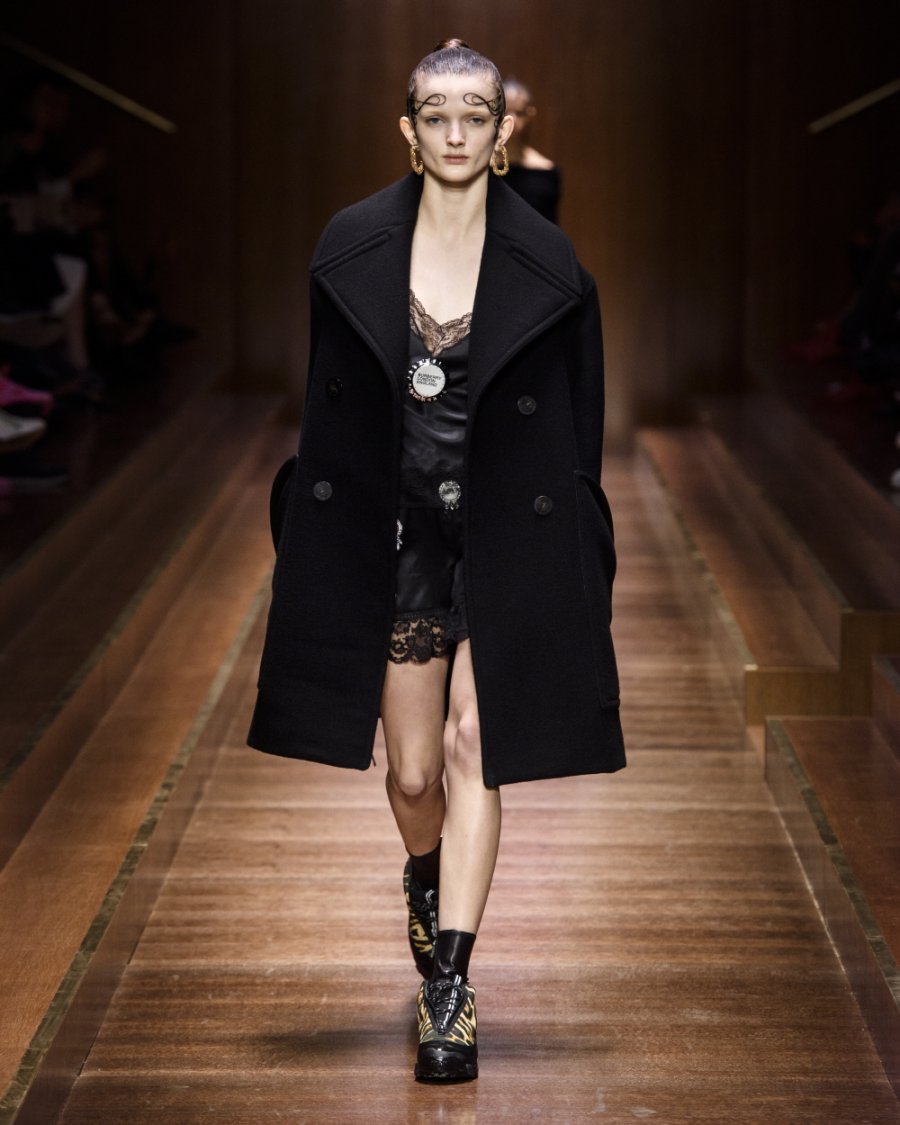 Burberry Autumn_Winter 2019 Collection - Look 18.jpg