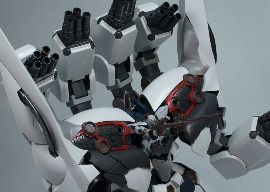 HGUC 1/144 II 네오 지옹 (내러티브 Ver) 해외 리뷰_84.jpg