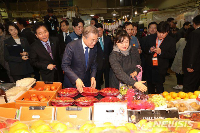 문프 대구 칠성시장 방문 사진_1.jpg